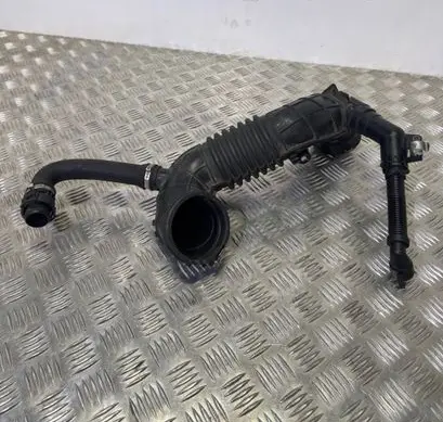 BMW 5 F10 F11 Intercooler hose/pipe 58650910