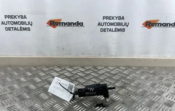Opel Zafira C Windscreen/windshield washer pump 13349273