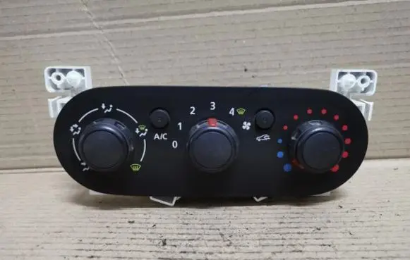 Renault Trafic III (X82) Climate control unit E1093049