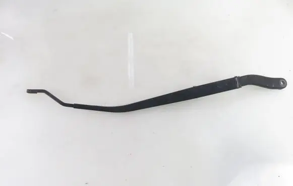 Chevrolet Captiva Front wiper blade arm 