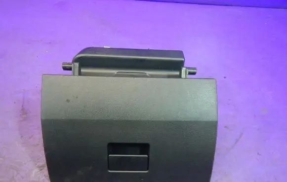 Ford Fiesta Glove box