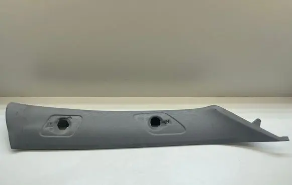 Cadillac Escalade IV (A) pillar trim 23483738 23483737