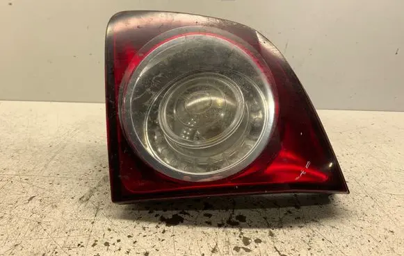 Volkswagen Golf Plus Tailgate rear/tail lights 9649622 5M0945094H
