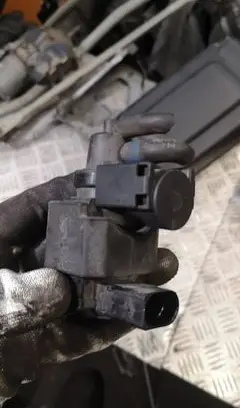 Audi A6 S6 C6 4F Turbo solenoid valve 059906628b