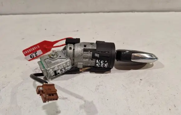 Citroen C4 II Ignition lock 9663123380
