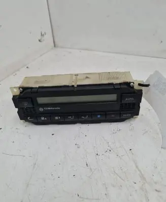 Volkswagen PASSAT B5 Climate control unit 3B1907044A