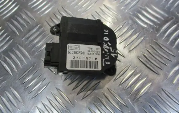 Renault Twingo II Central body control module N101028X