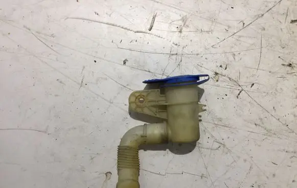 Volkswagen Touran I Window washer liquid tank fill tube 1K0955455