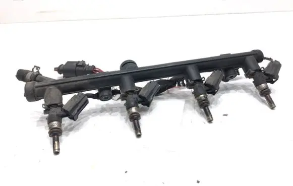 Skoda Kodiaq Fuel main line pipe 06L906031A