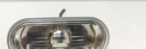 Volkswagen Golf IV Front fender indicator light 1J0949117