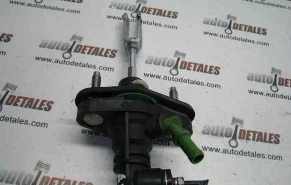 Toyota Avensis T270 Clutch master cylinder