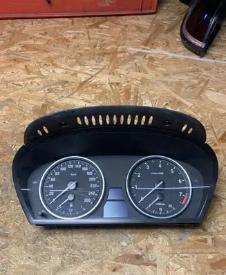BMW X5 E70 Speedometer (instrument cluster) 9153835