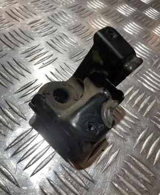Suzuki Vitara (LY) Radiator mount bracket PK20657