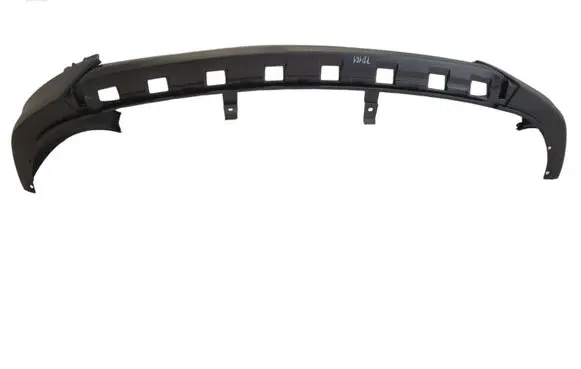 Front bumper lip