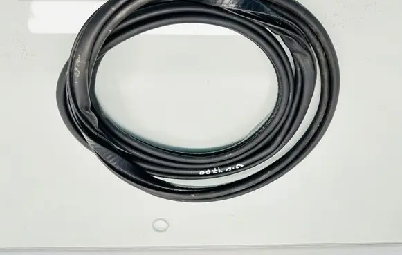Volvo V90 Cross Country Rear door rubber seal (on body) 