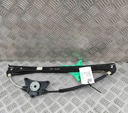 Volkswagen Tiguan Rear door window regulator with motor 5NA839461C