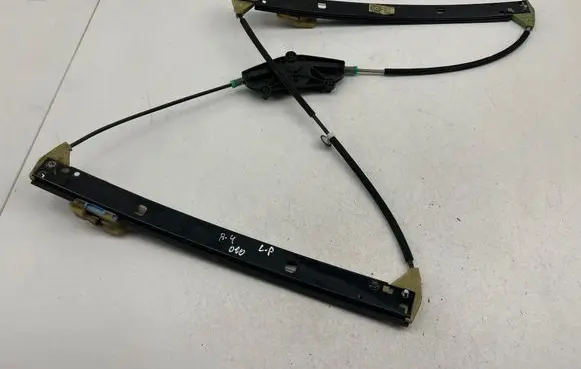 Audi A4 S4 B8 8K Front window lifting mechanism without motor 8K0837461 1021979814101
