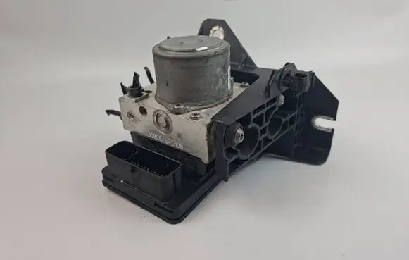 Fiat 500L ABS Pump 52003820 18552013
