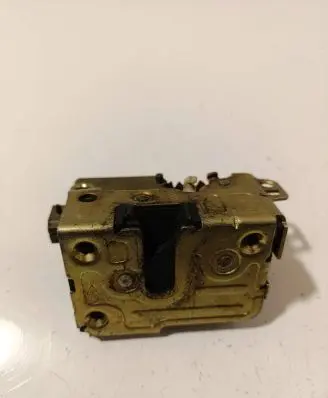 Renault Master II Front door lock 