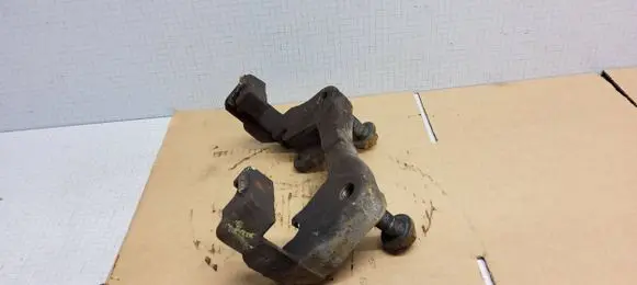 Volkswagen Transporter - Caravelle T5 Front Brake Caliper Pad/Carrier 