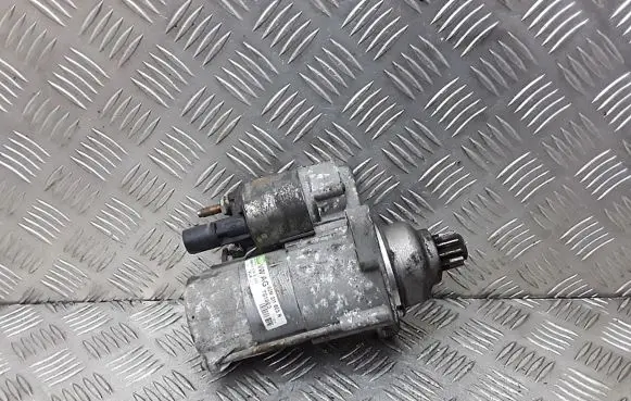 Volkswagen Golf Plus Starter motor 02m911023n
