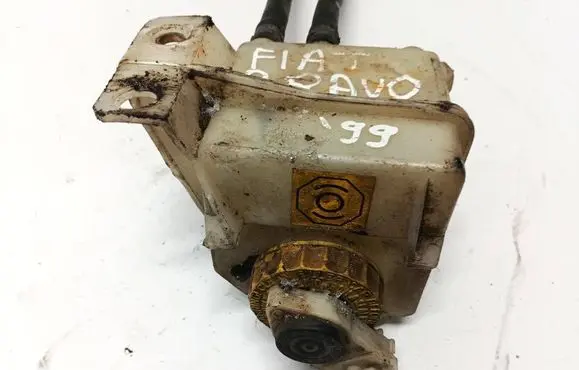 Fiat Bravo - Brava Brake fluid reservoir A965