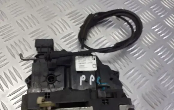 Fiat Grande Punto Front door lock 51797562