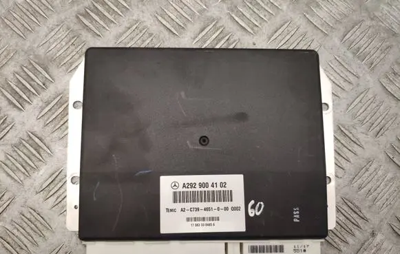 Mercedes-Benz GLE (W166 - C292) Suspension control unit/module A2929004102