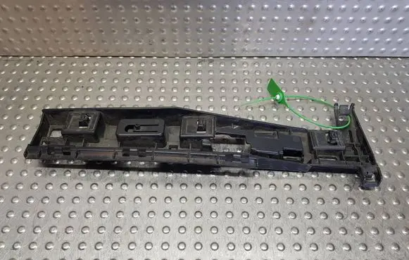 BMW X2 F39 Other sill/pillar trim element S26371390 7426451
