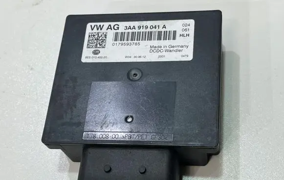 Volkswagen Touran II Voltage converter/converter module 3AA919041A | DF+SFF+9549+FS615
