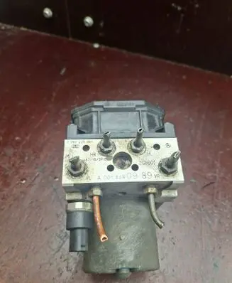 Mercedes-Benz Vito Viano W639 ABS Pump 0265225346 A0014460989