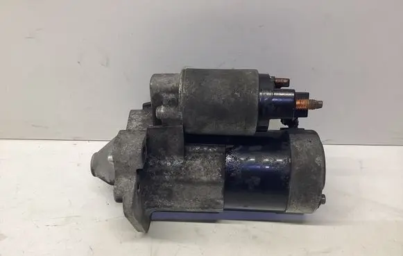 Nissan Qashqai Starter motor 8200584675