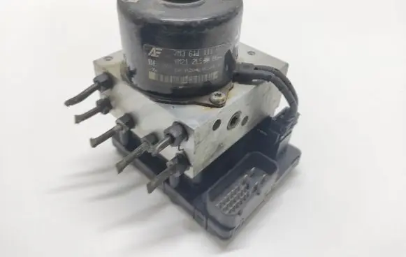 Volkswagen Sharan ABS Pump 1J0907379P 5WK8476 10094903313