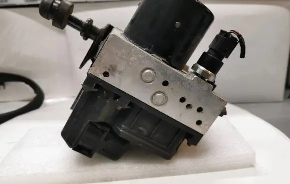 Volkswagen Polo III 6N 6N2 6NF ABS Pump 6Q0907379M 30282 287100
