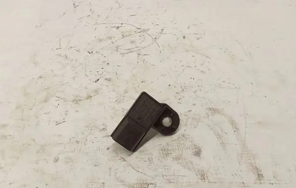 Mercedes-Benz Vito Viano W447 Air pressure sensor 223657458R 0281006108 155117T191107C
