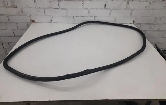 Audi A4 S4 B8 8K Front door rubber seal 8K0831721