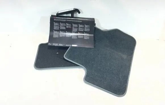 Audi A4 S4 B9 8W Rear floor mat 8W0061276