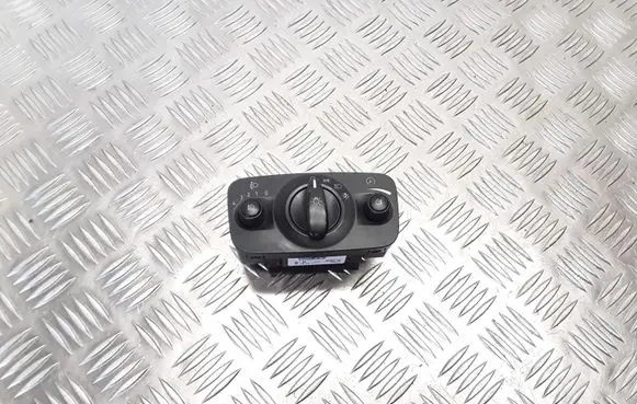 Ford Galaxy Light switch 04066445