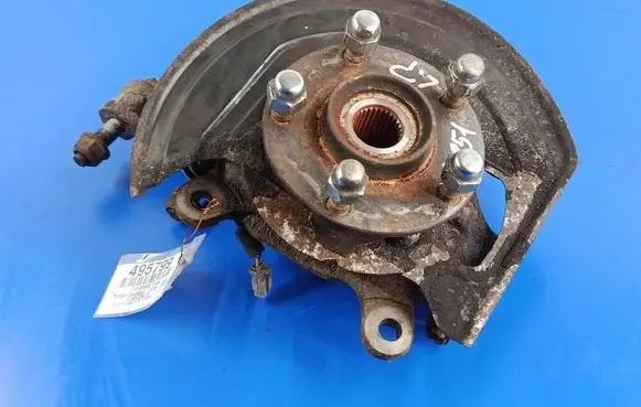 Front wheel hub spindle knuckle