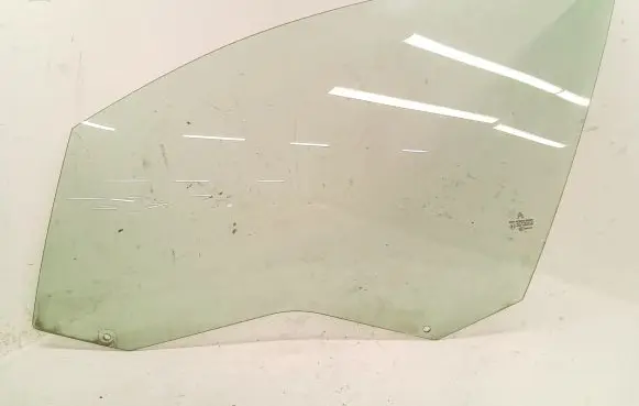 Citroen C5 Front door window glass four-door