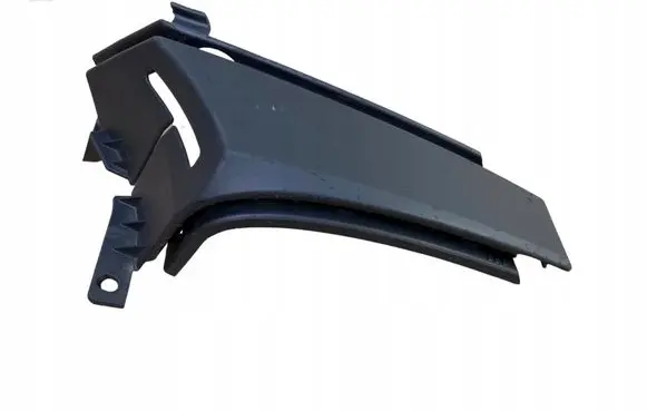BMW 5 E60 E61 Seat belt trim 7038354