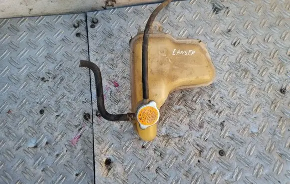 Mitsubishi Lancer X Coolant expansion tank/reservoir