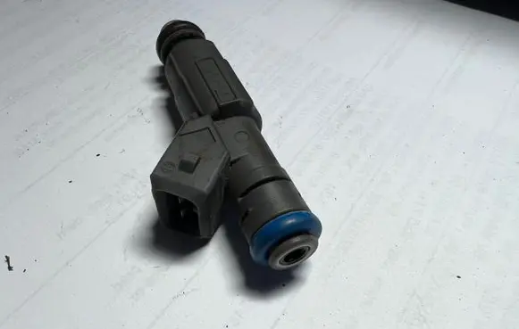 Ford Focus Fuel injector 0280155887 ZC4UAA