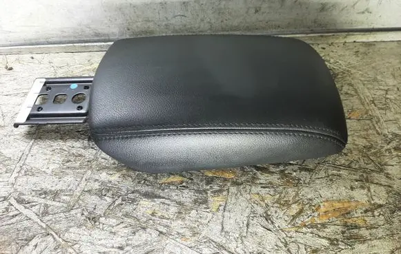 Ford Focus Armrest A1086000 2233445