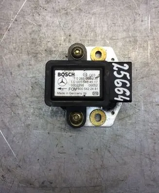 Mercedes-Benz E W211 ESP acceleration yaw rate sensor LU0015404517 0265005230