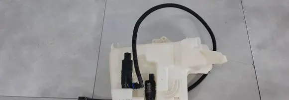 BMW 5 E60 E61 Windshield washer fluid reservoir/tank 717945101