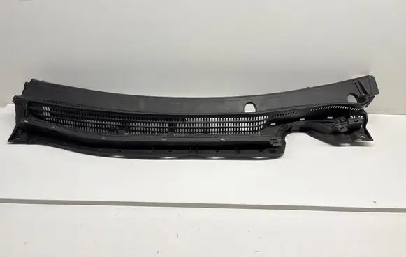 Toyota Prius+ (ZVW40) Wiper trim 5578147180 5570847200 5578147190