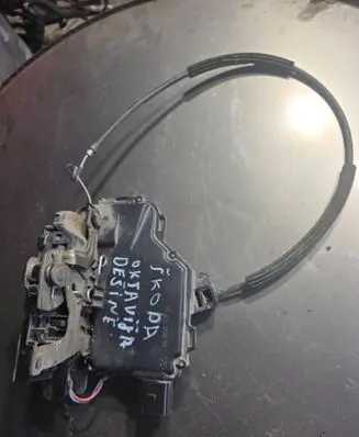 Skoda Octavia Mk1 (1U) Rear door lock