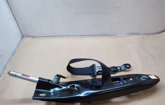 Volvo XC90 Front seatbelt 31351457