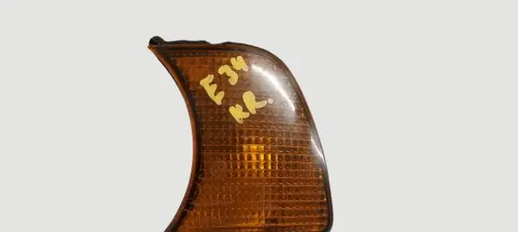 BMW 5 E34 Front indicator light 1384033 155041 42760R6